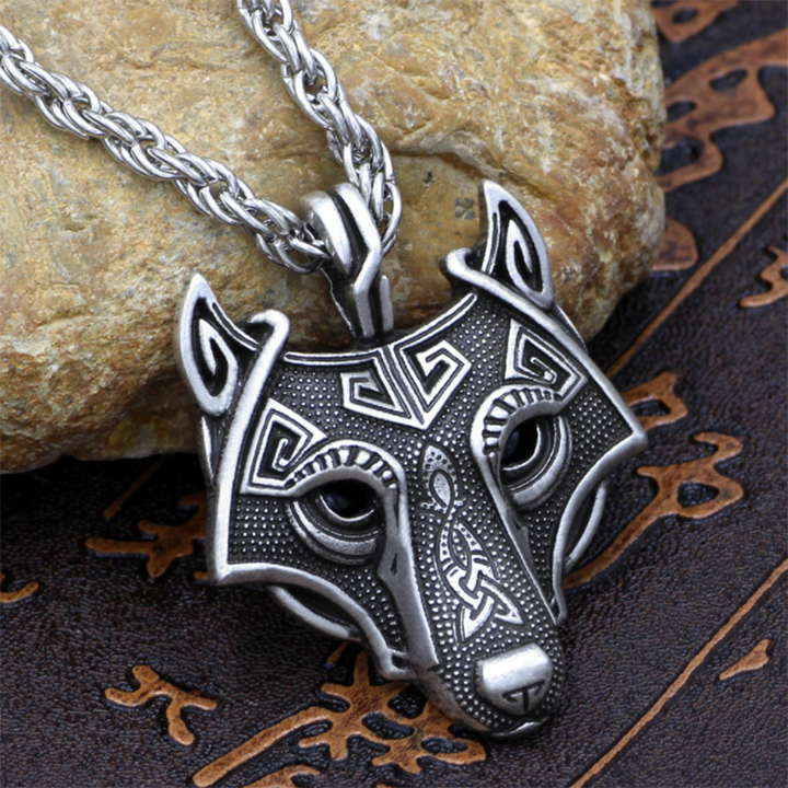 Wolf Head Amulet Pendant Viking Necklace